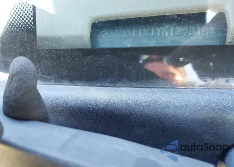 2000 Dodge Ram Van 1500 Conversion z USA, uszkodzony, nr VIN 2B6HB11X1YK129314